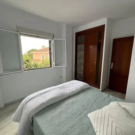 Gran A 13 Min De Sevilla Ferienhaus